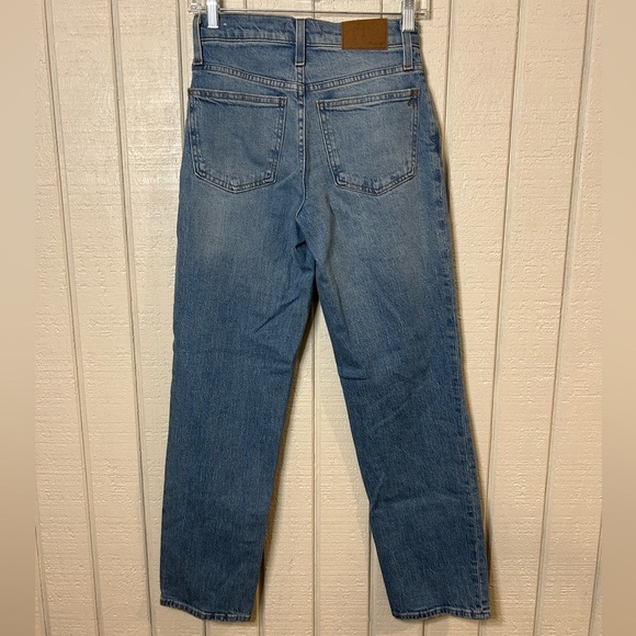 Madewell The Mid-Rise Perfect Vintage Straight Jeans, size 24. - Picture 8 of 10